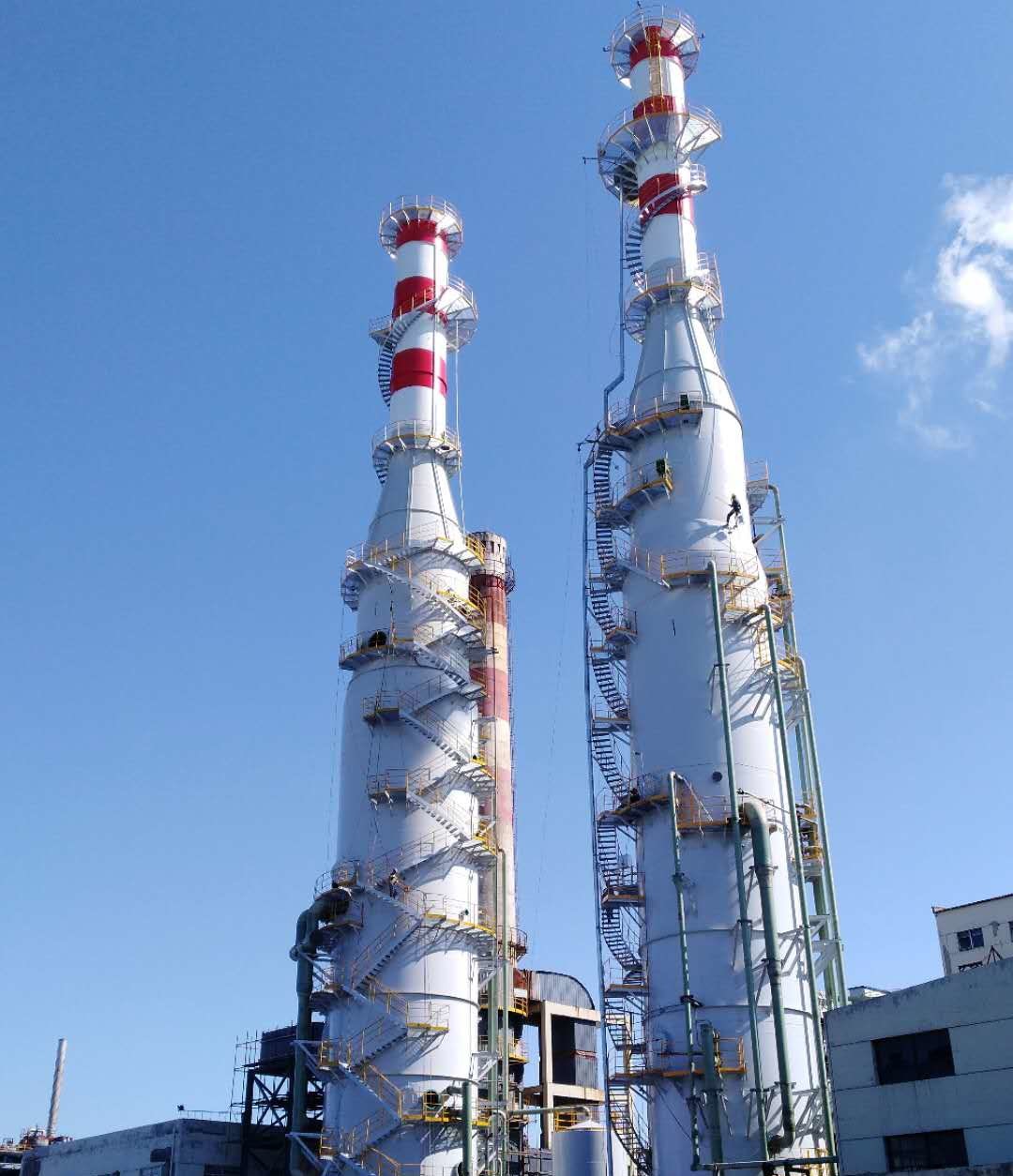 “造塔狂魔”｜ 80天建成沈阳石蜡化工烟气氨法脱硫“双子塔”
